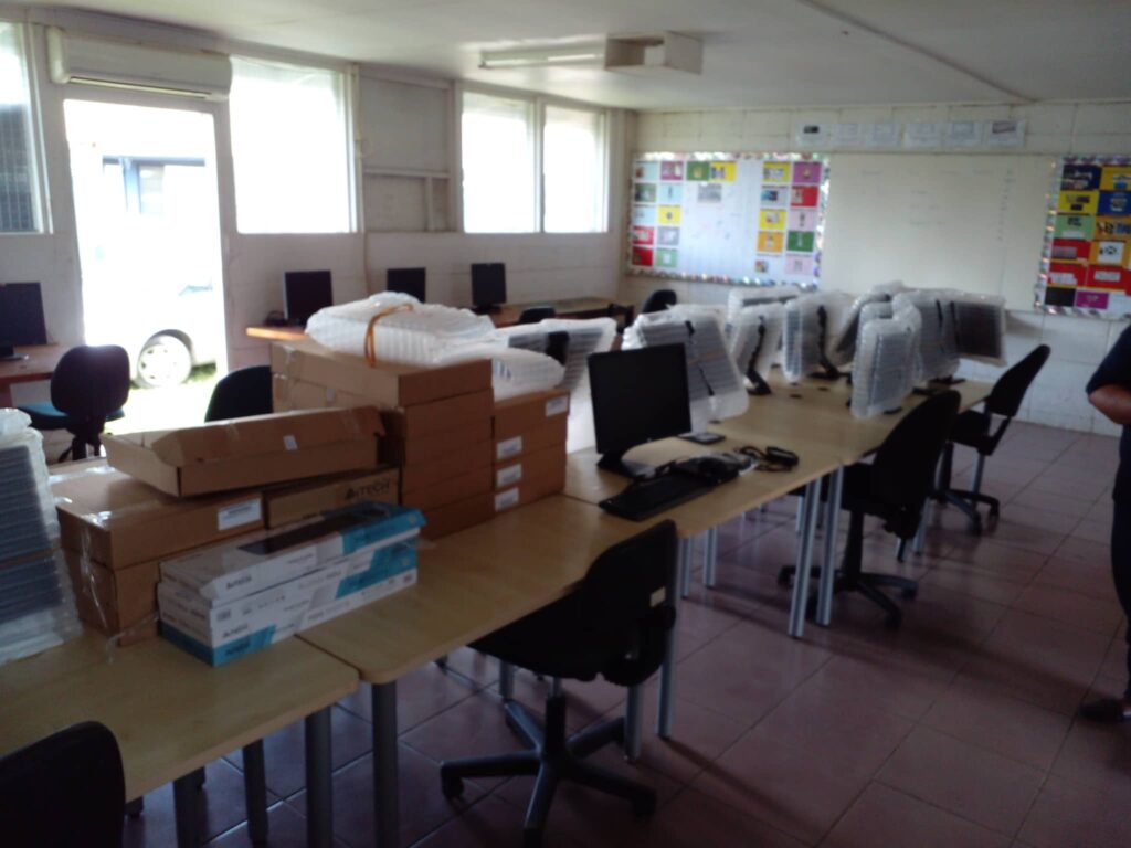 279751835_331284925710980_6048320175097994599_n